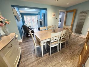 Dining Room- click for photo gallery